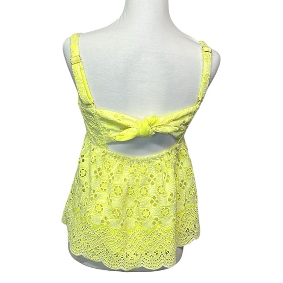 Lilly Pulitzer Michela Eyelet Blouse - Picture 4 of 7